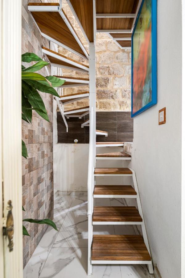 Chic, Stylish 1 Bedroom Maisonette - Close To Valletta Floriana Exterior foto